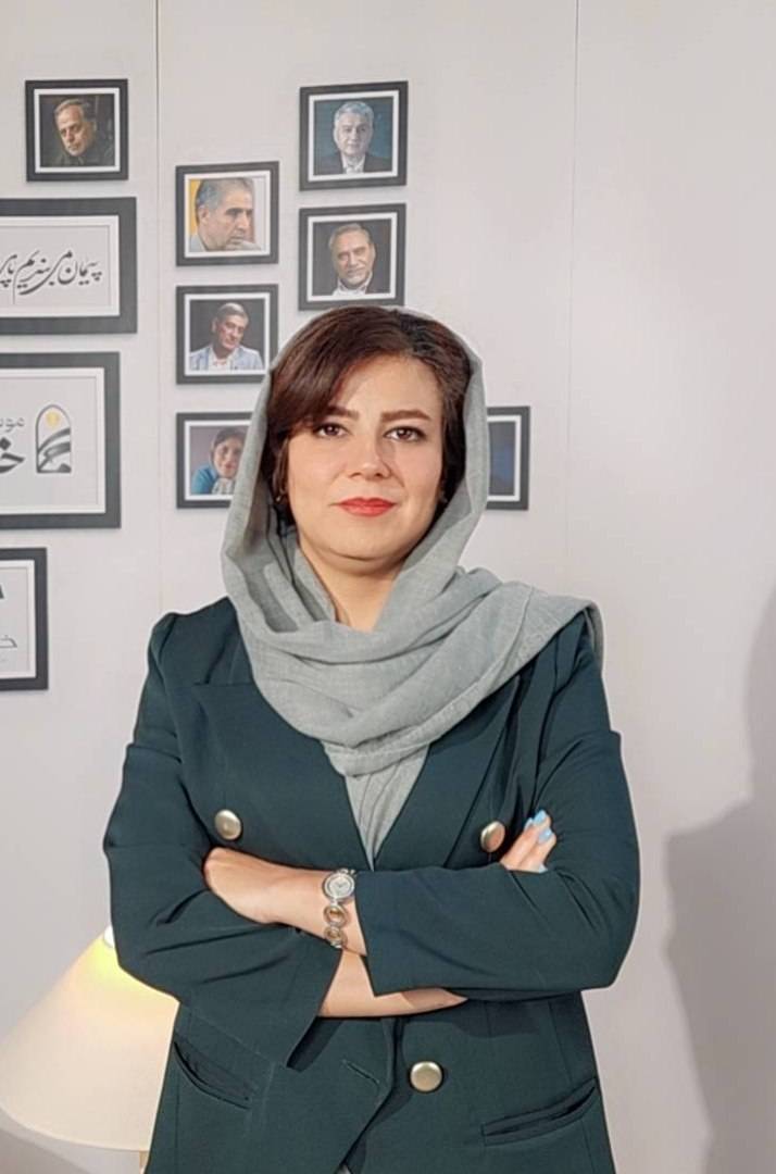 لنا شایان مهر